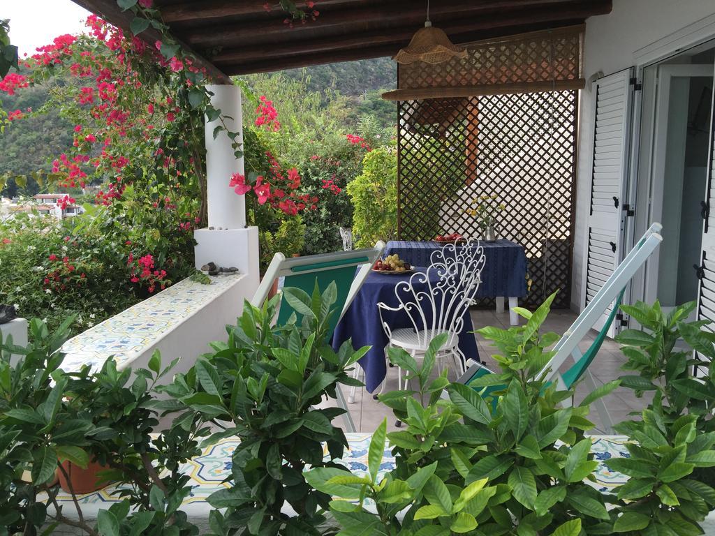 Villa Vista Mare Mela Lipari  Exterior photo