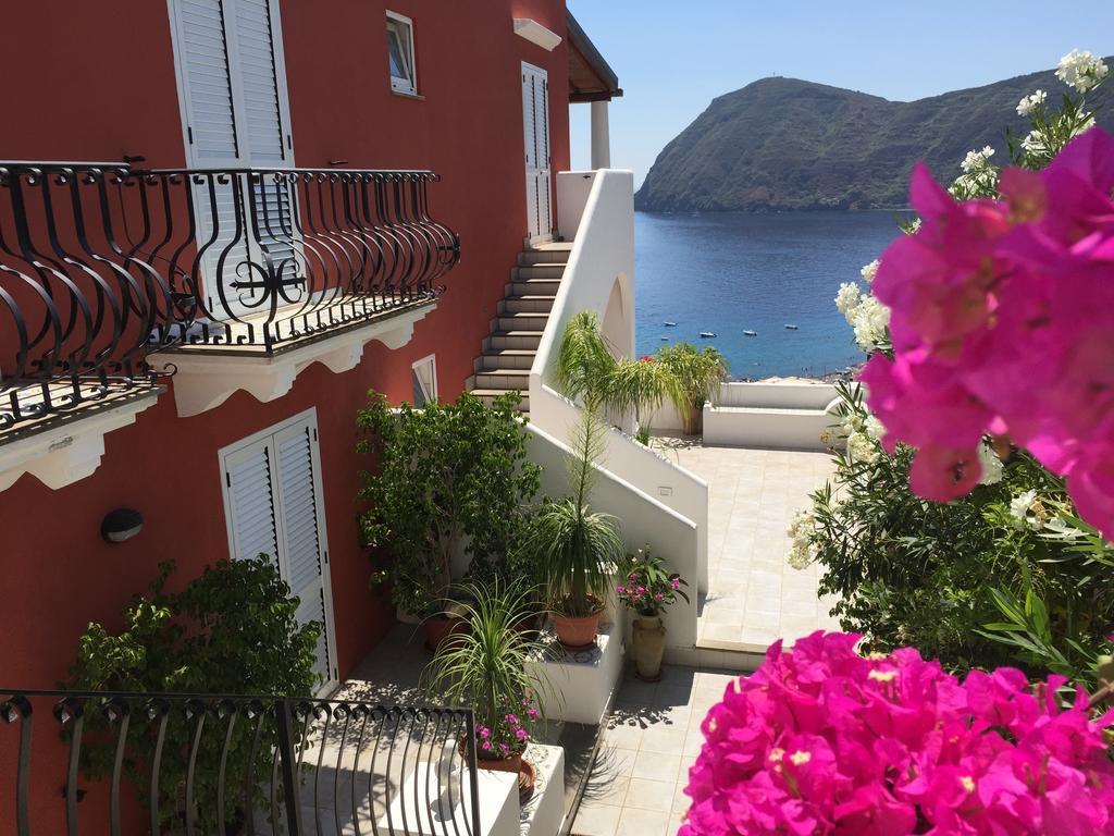 Villa Vista Mare Mela Lipari  Exterior photo