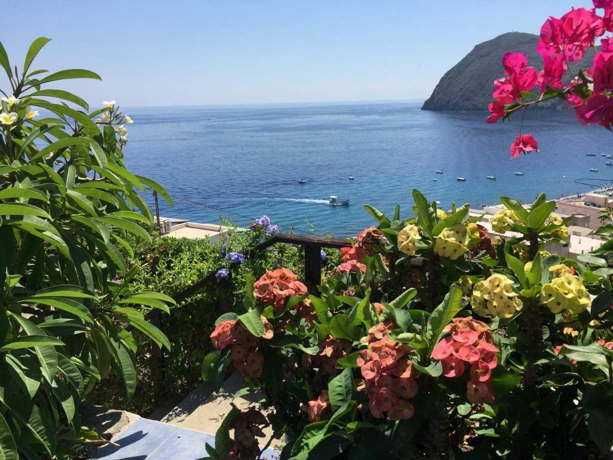 Villa Vista Mare Mela Lipari  Exterior photo