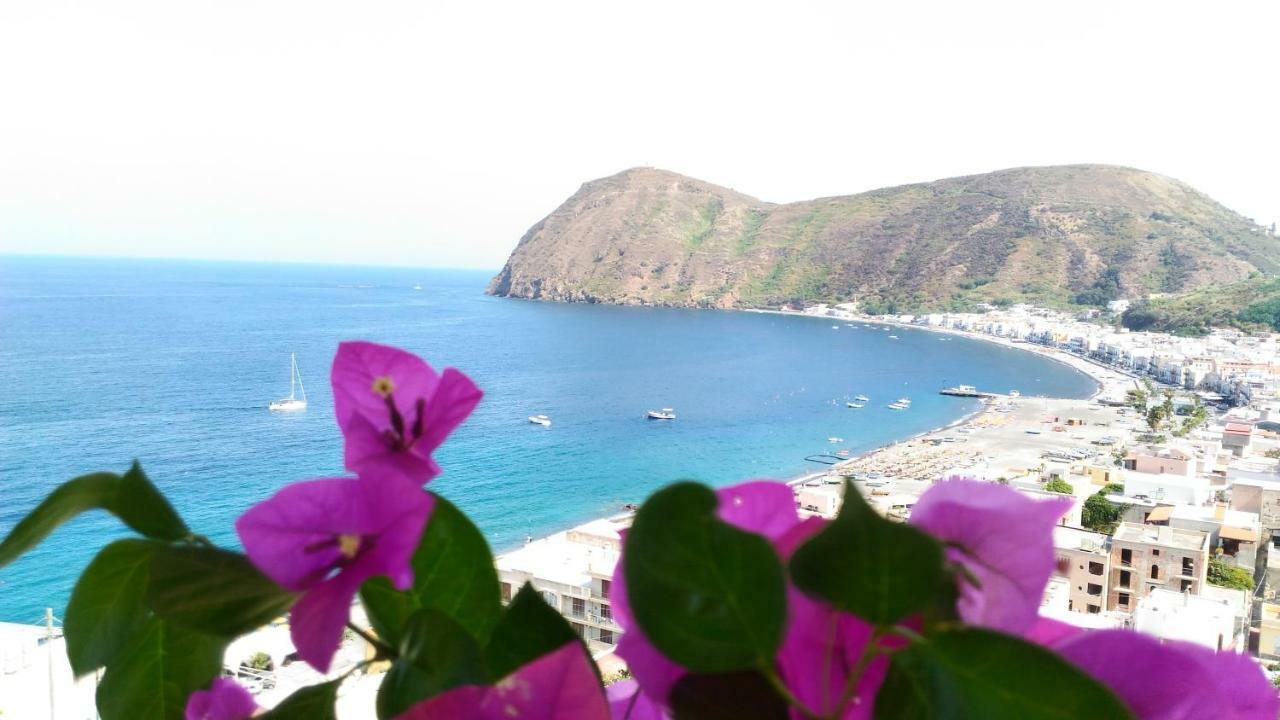Villa Vista Mare Mela Lipari  Exterior photo